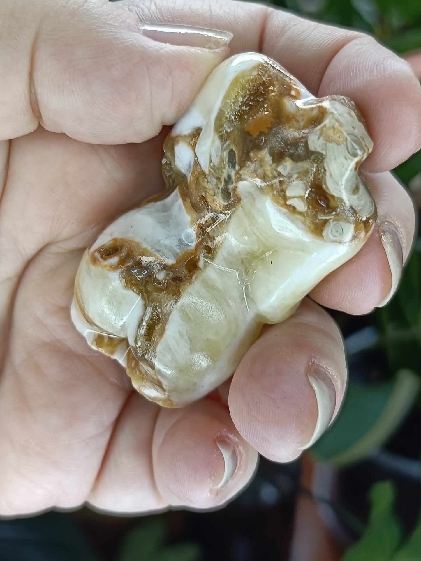 Amber Calcite Pregnant Goddess Body - 66g