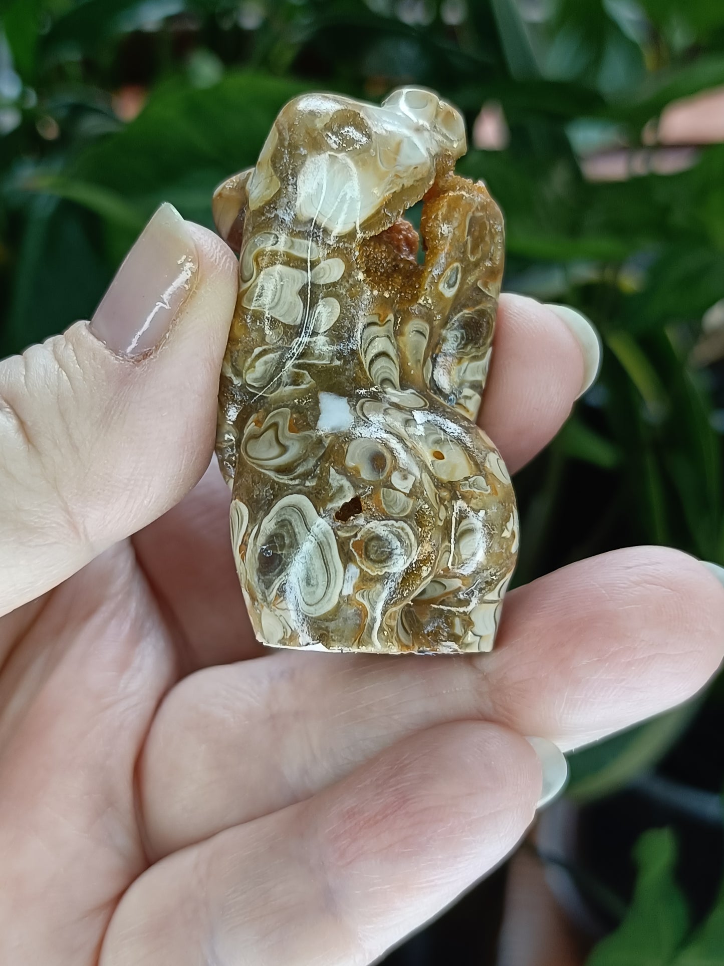 Amber Calcite Pregnant Goddess Body - 51g