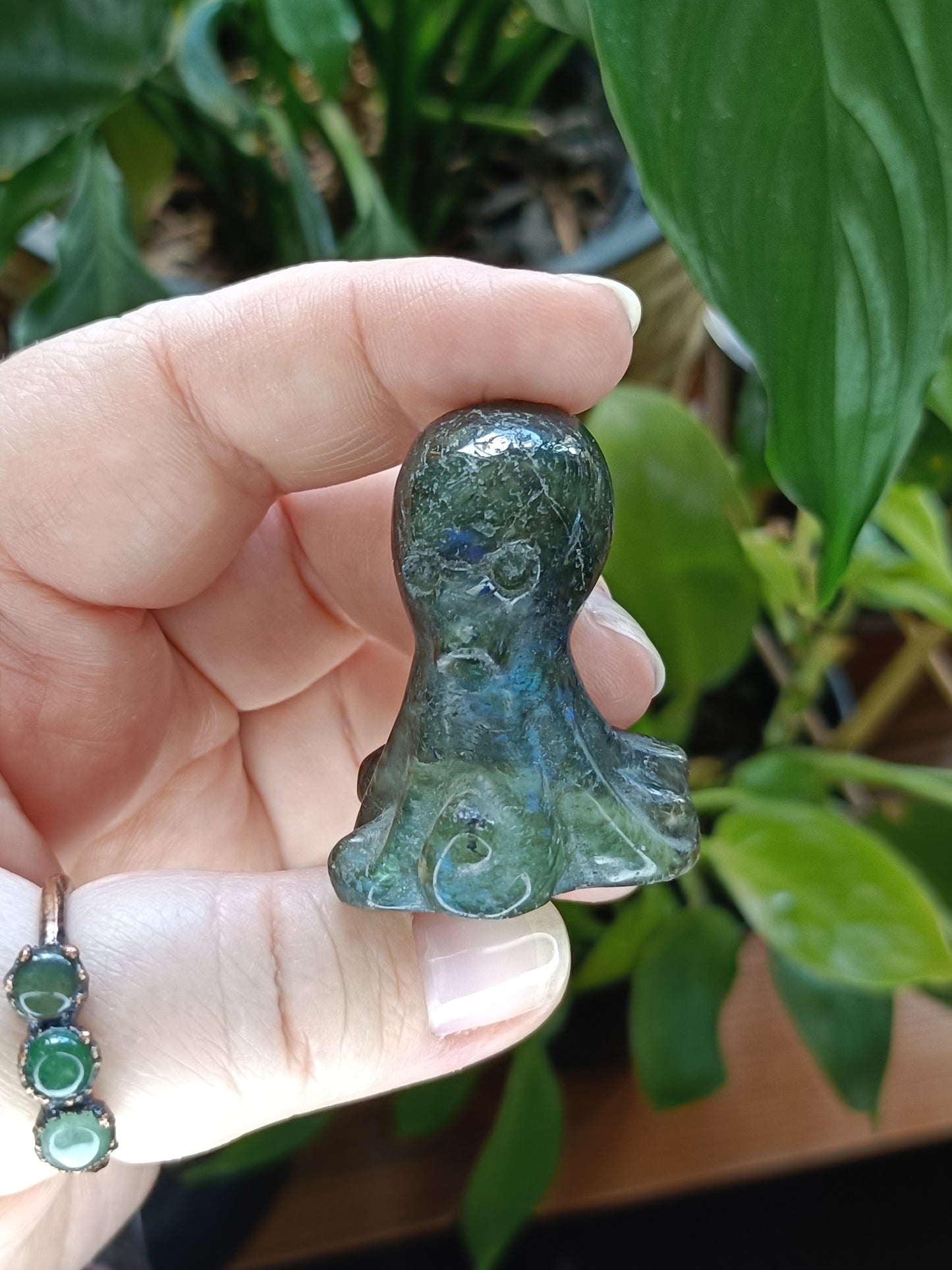 Small Labradorite Octopus Carving - 40-50g