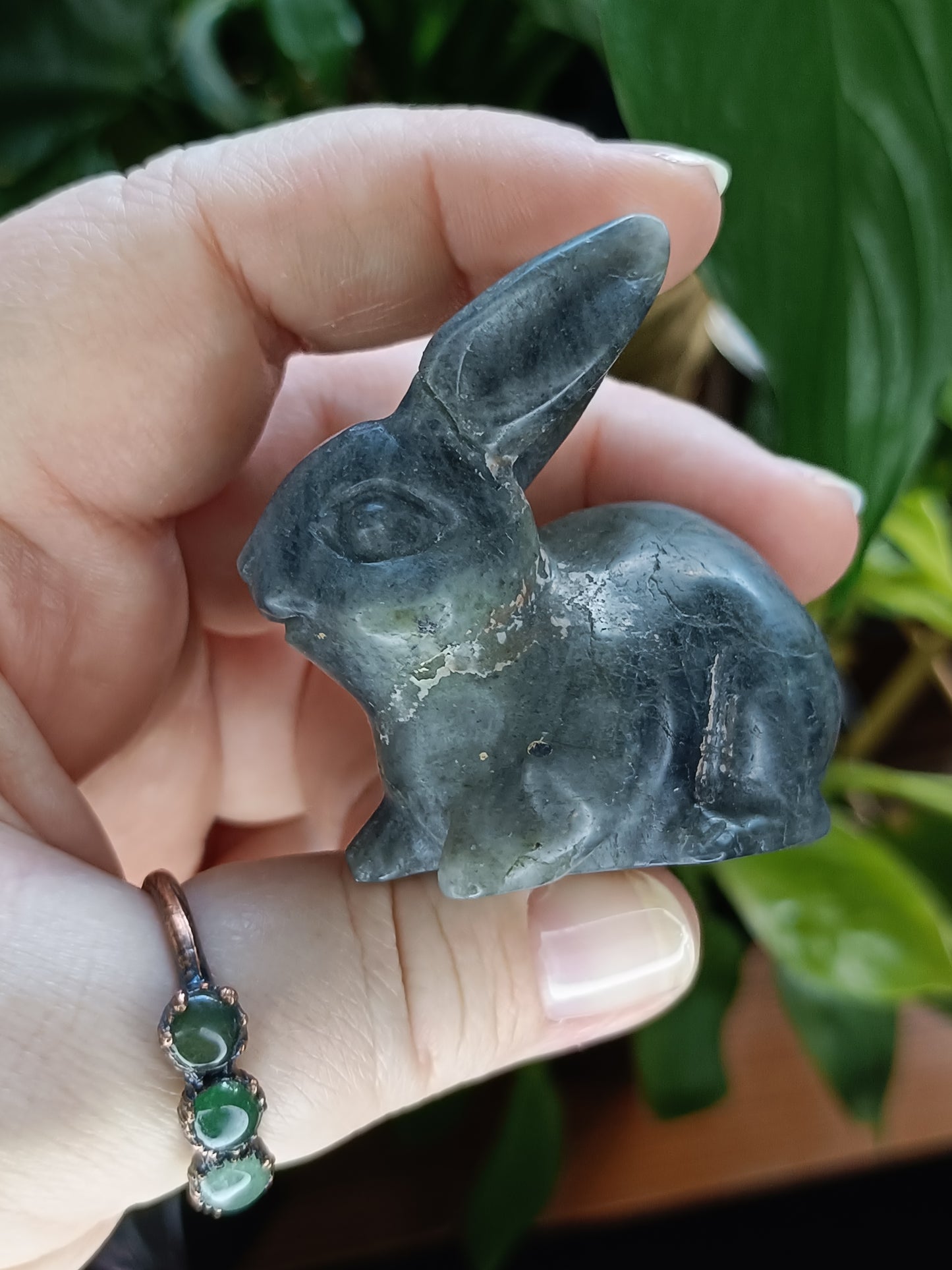 Sitting Rabbit Small Carving - 55-80g