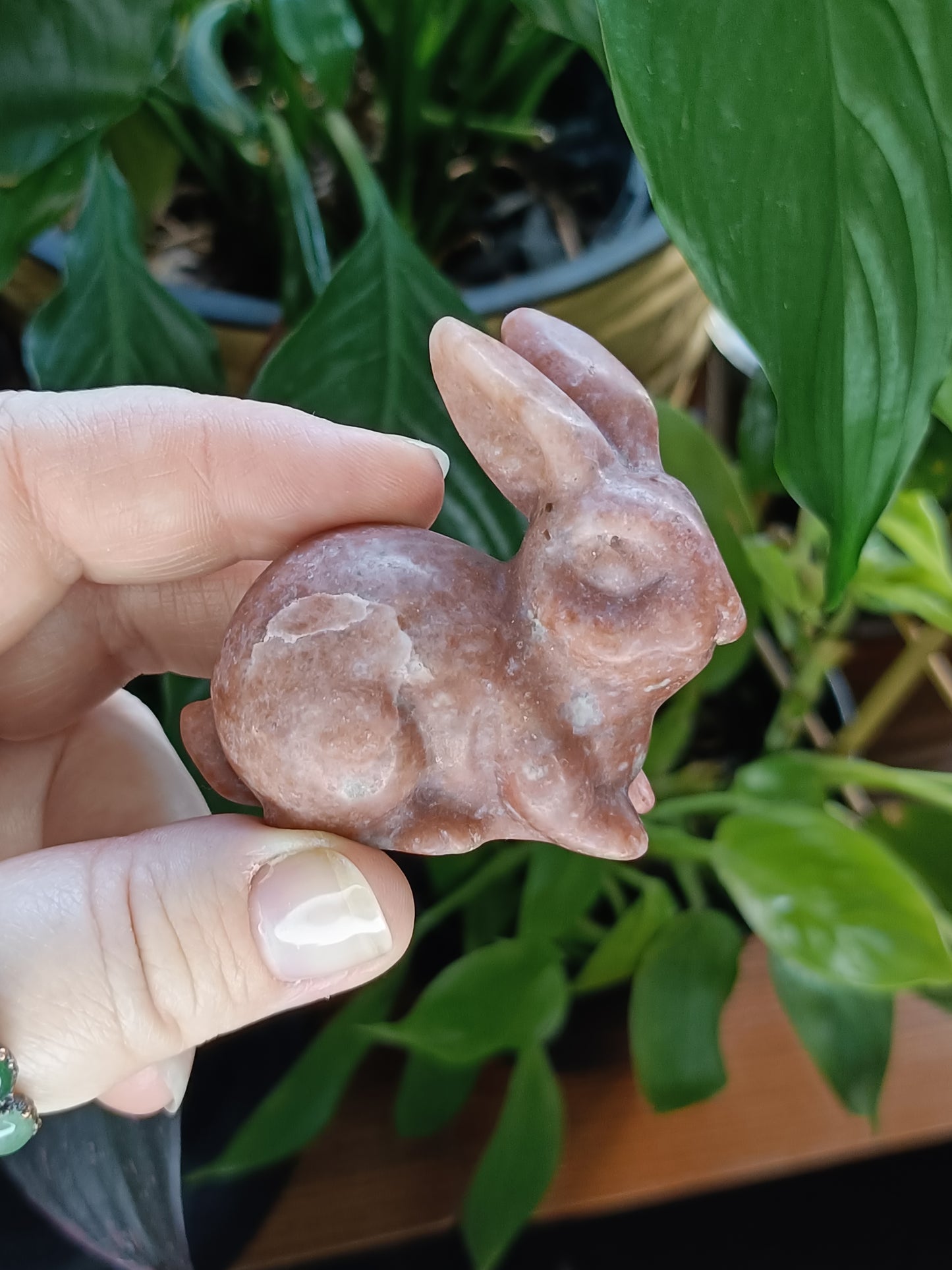 Sitting Rabbit Small Carving - 55-80g