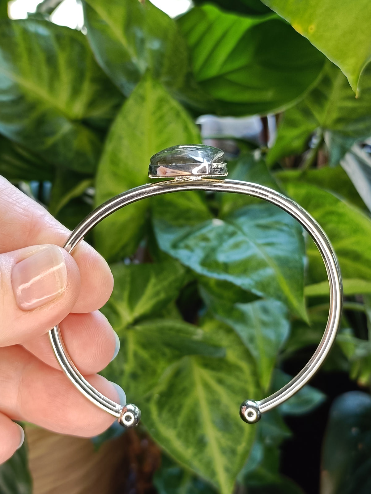 Labradorite Leaf Bangle - Silver-Plated Copper