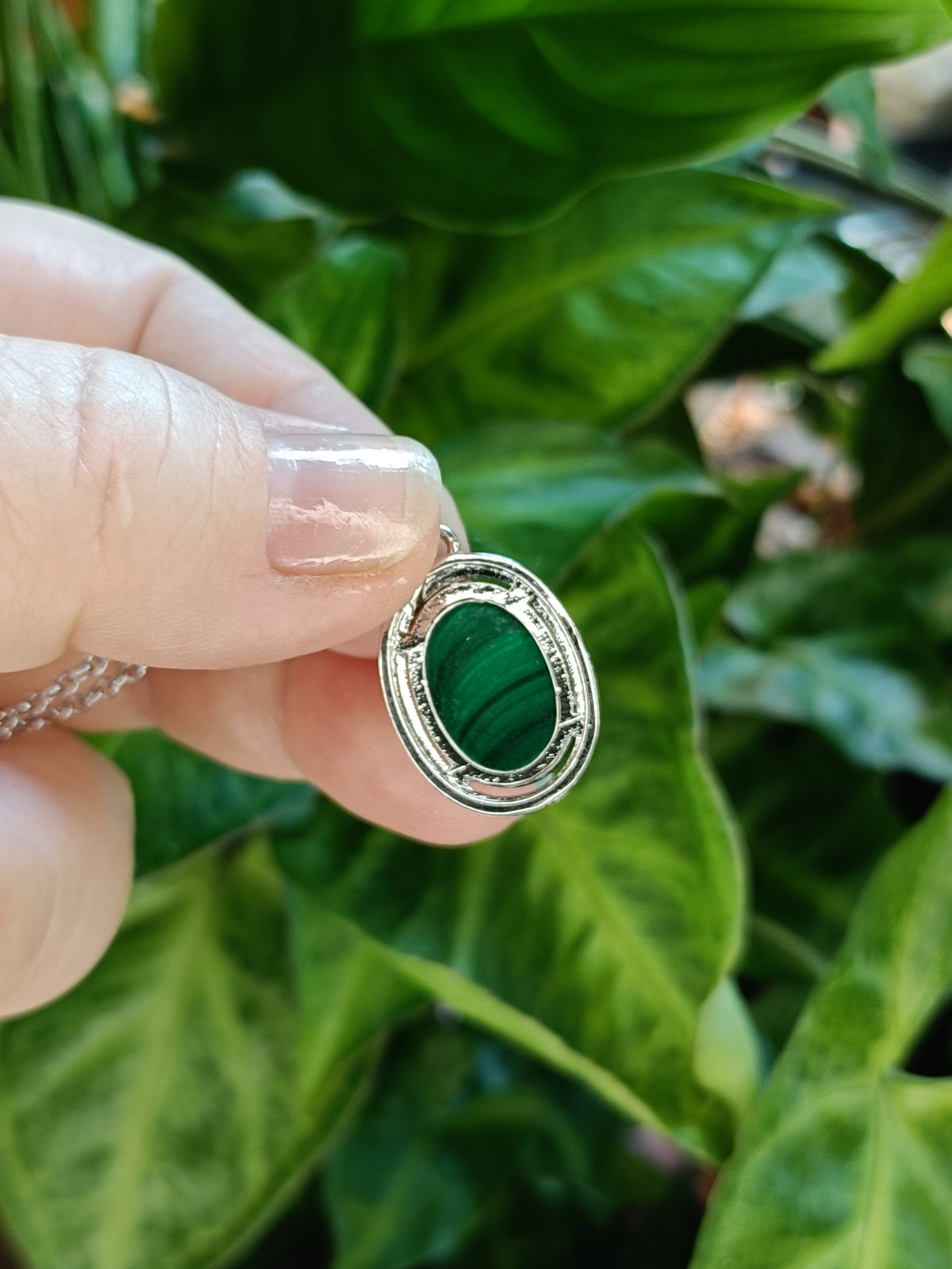 Malachite Oval Pendant Necklace - Silver-Plated Copper