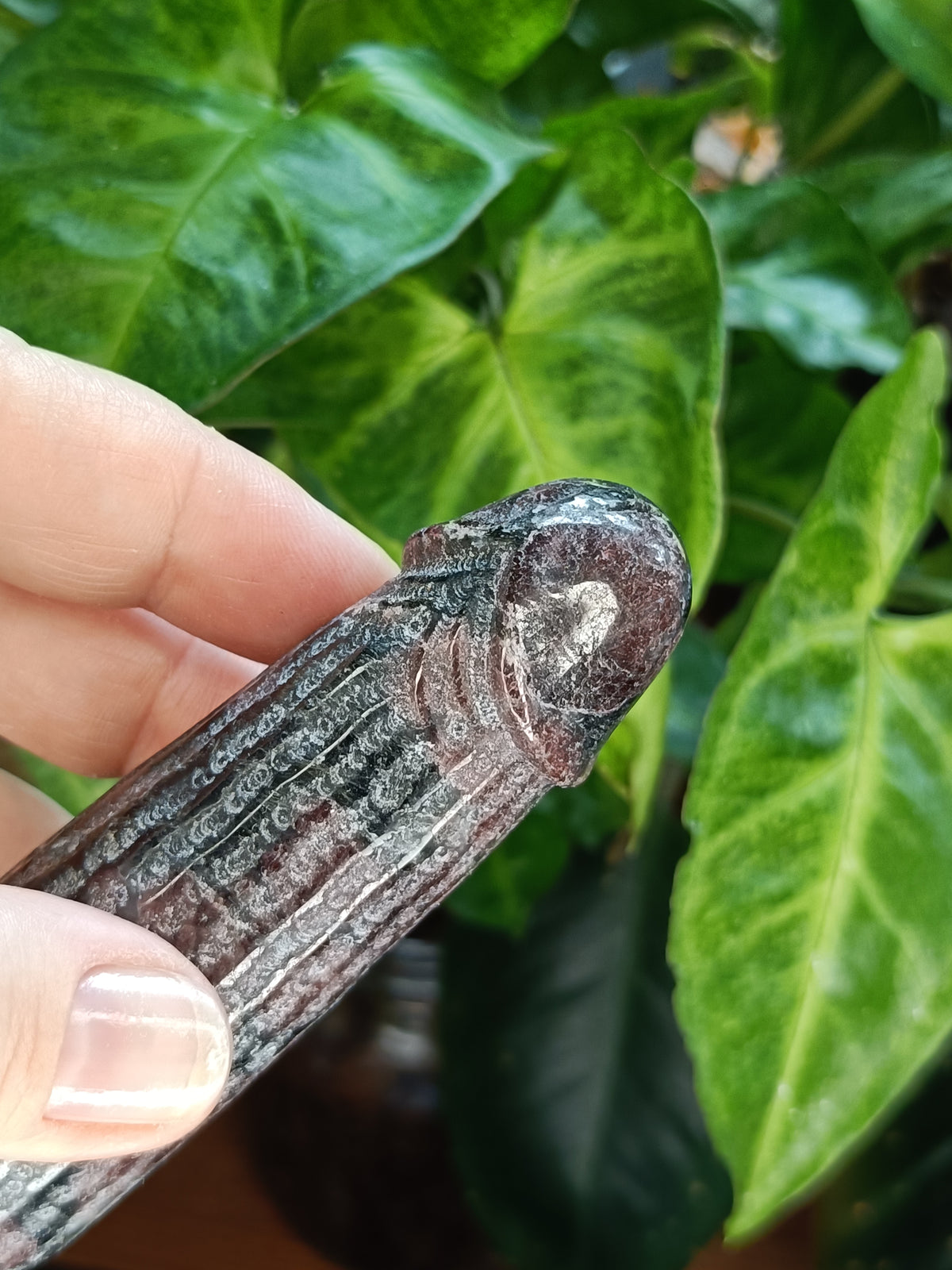 Standing Ding Ding Carvings - 130-160g