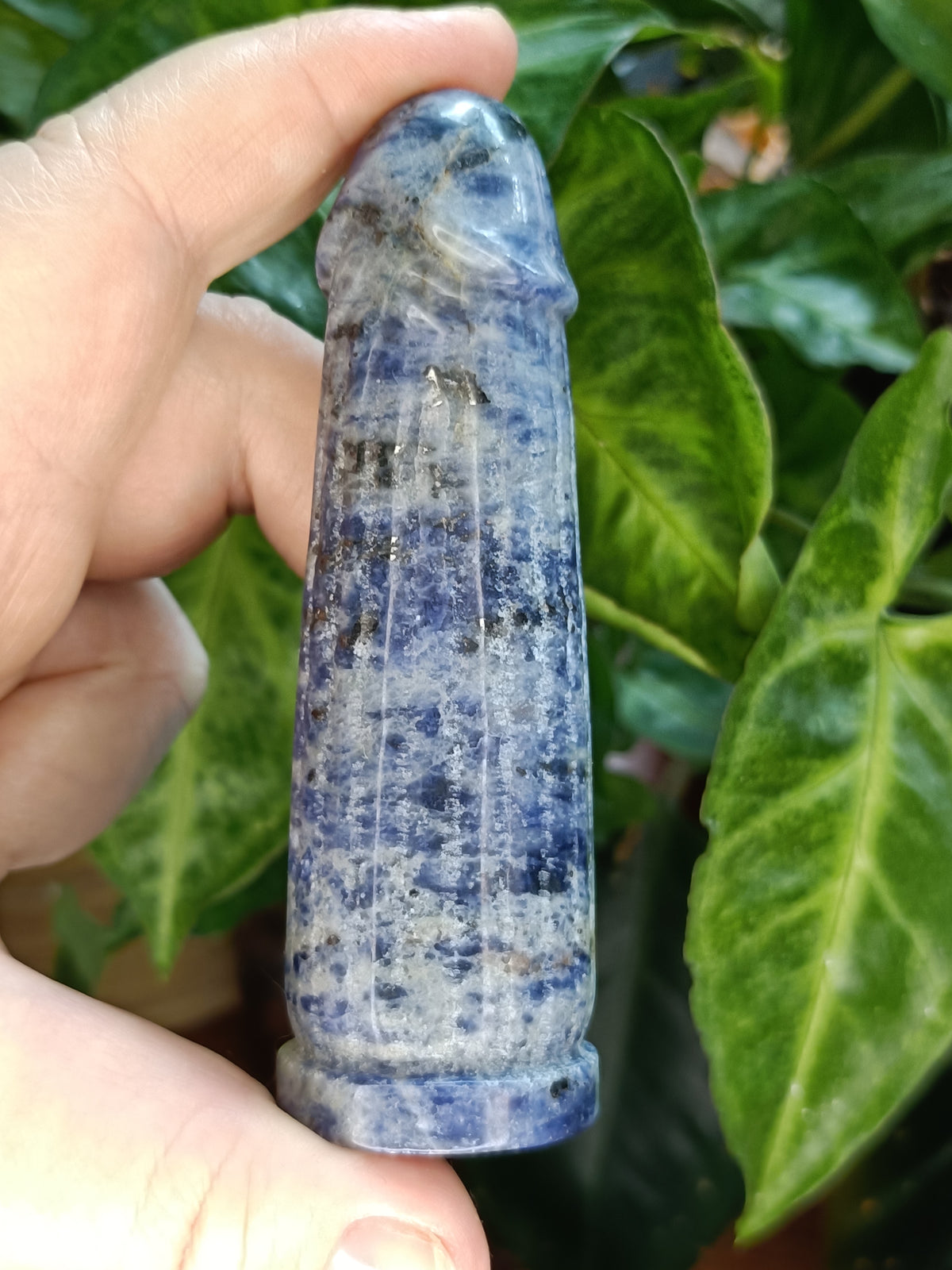 Standing Ding Ding Carvings - 130-160g