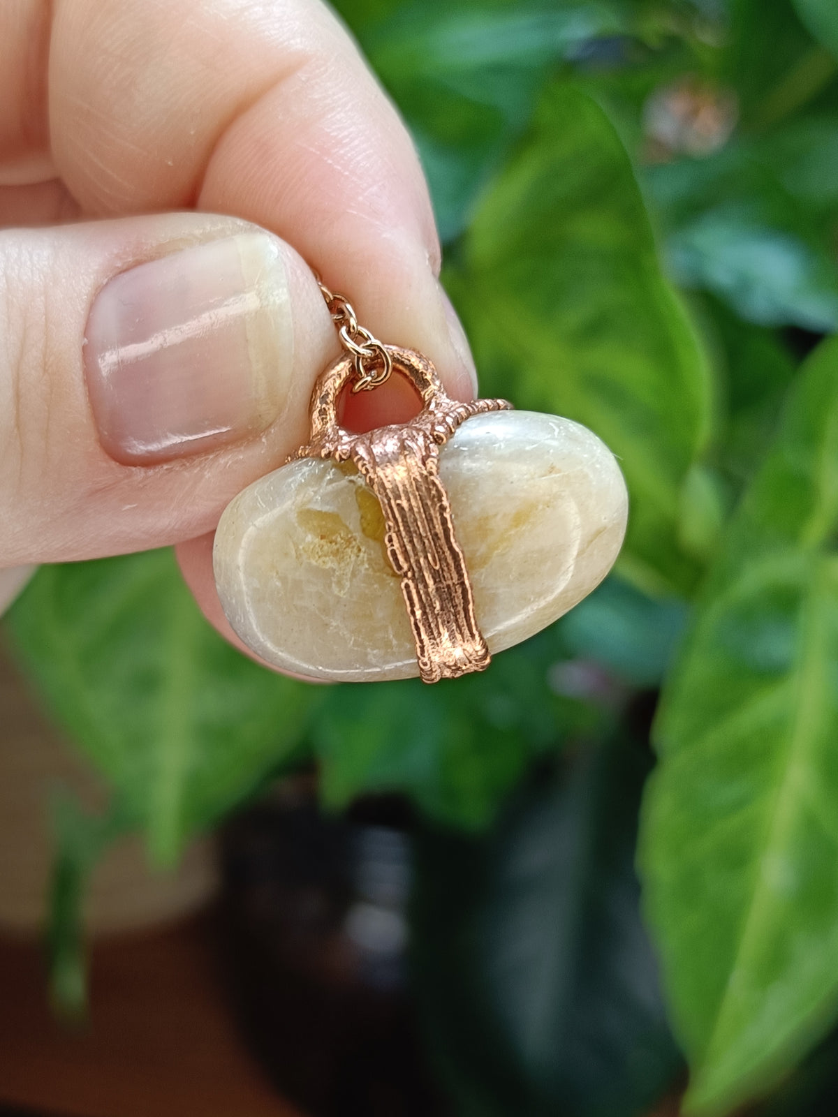 Handmade Blue Flash Moonstone Polished Tumble Pendant Necklace