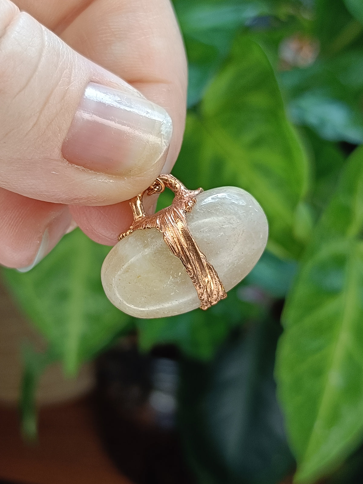 Handmade Blue Flash Moonstone Polished Tumble Pendant Necklace