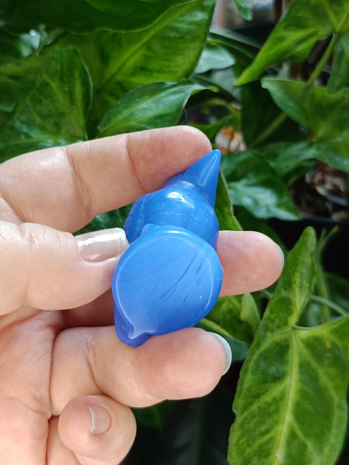 Mixed Sitting Crow Carvings - 50-60g