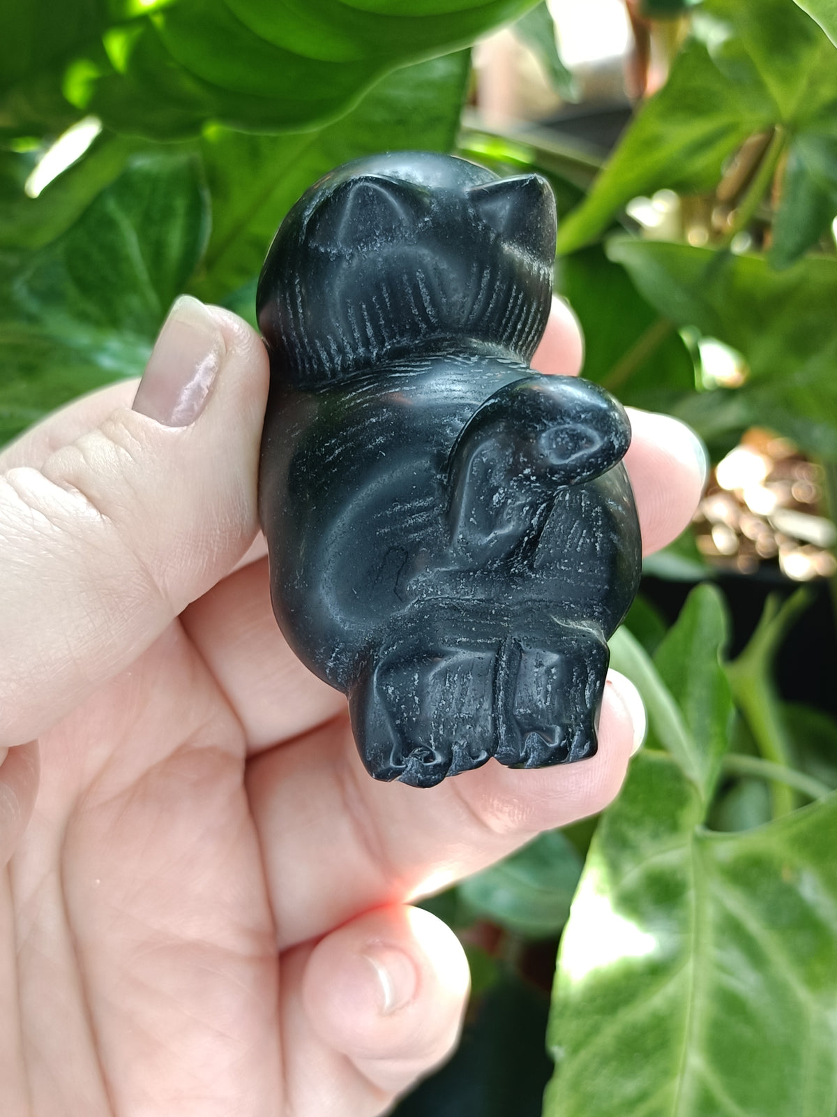 Black Obsidian Laying Down Cat - 97g