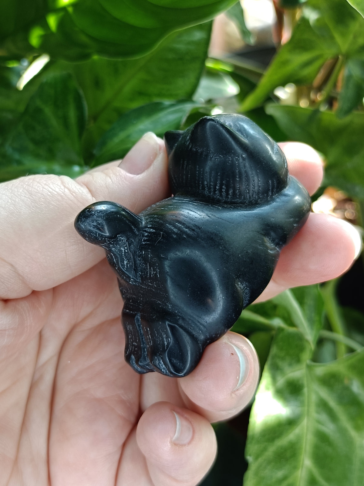 Black Obsidian Laying Down Cat - 97g
