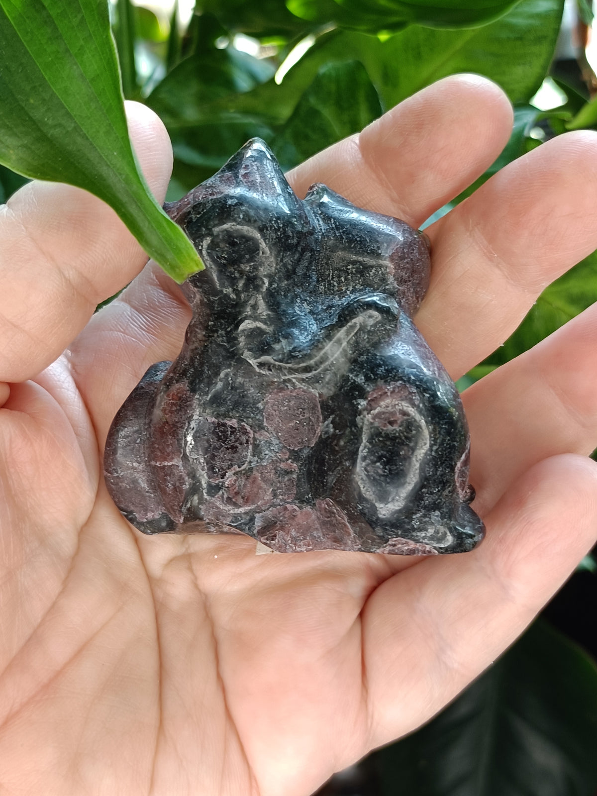 Garnet Hugging Cat Carving - 138g